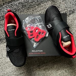Brand New Peloton Cycling shoes with look delta cleats and box EU 40 US 9 W